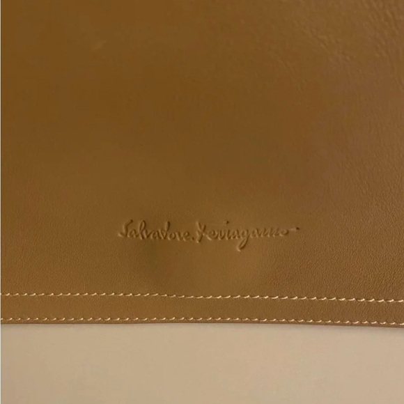 Salvatore Ferragamo Camel Brown Leather Shoulder Bag - Picture 2 of 10